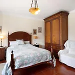Casa *